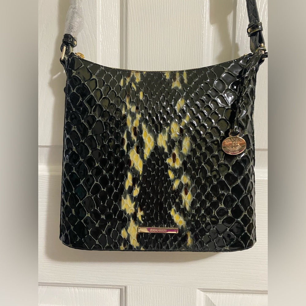 BRAHMIN… LUXURIOUS SNAKE DESIGN HANDBAG